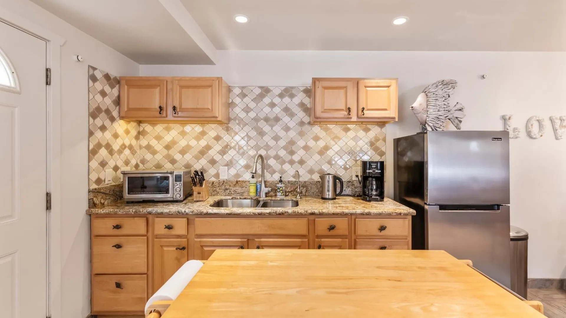 Homestay Mangolani Inn Paia