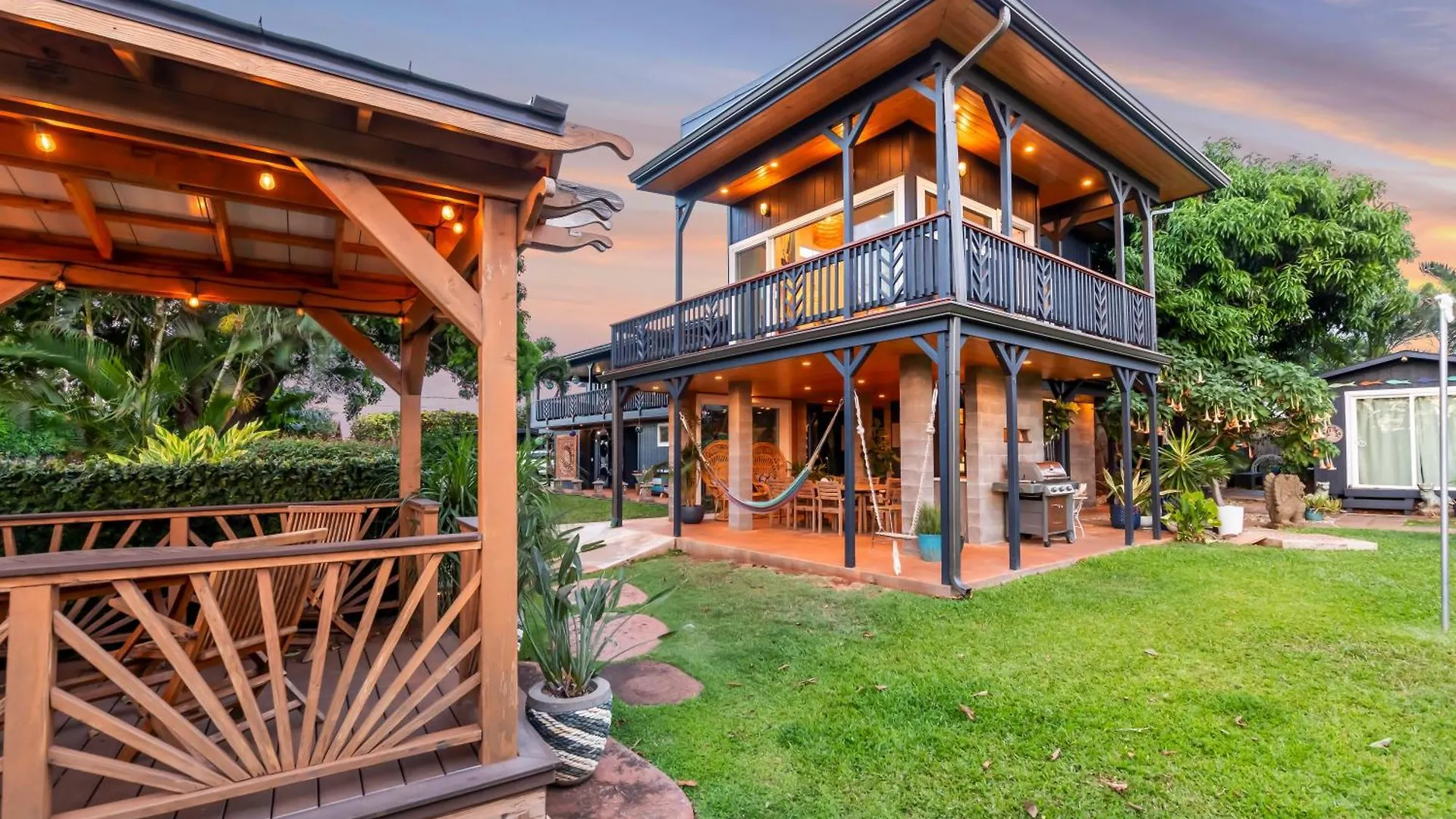 Mangolani Inn Paia Homestay
