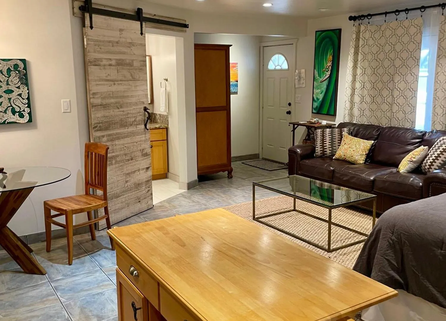 Homestay Mangolani Inn Paia